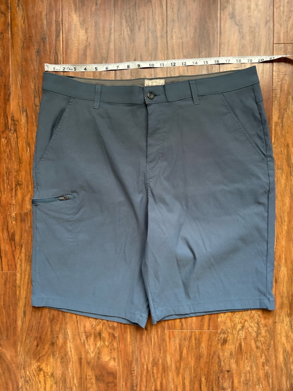Weatherproof Vintage Tech Outdoor Shorts With Pockets - Picture 9 of 12